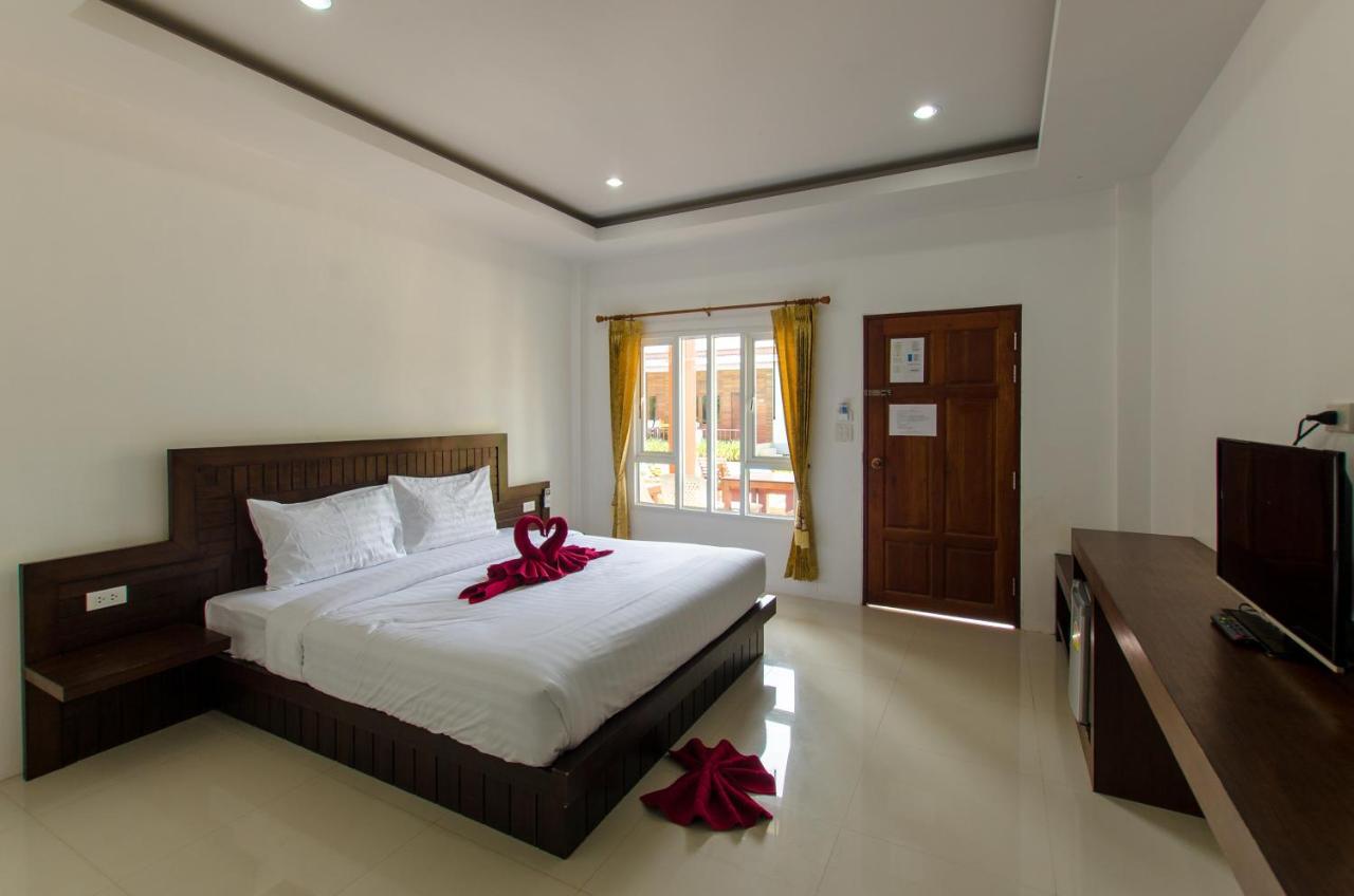 Sleep In Lanta Resort Koh Lanta Bagian luar foto