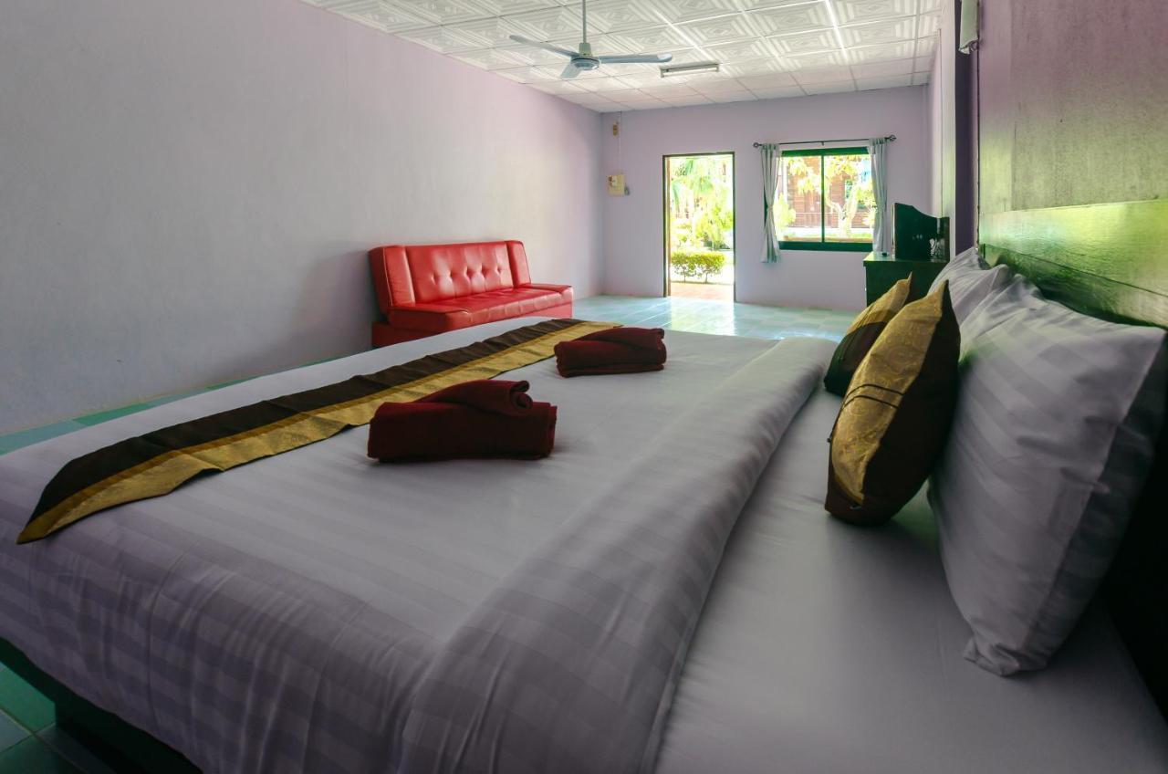 Sleep In Lanta Resort Koh Lanta Bagian luar foto